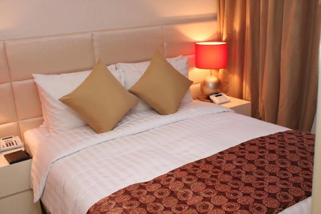 Hotel Riviera Geoje Exterior photo