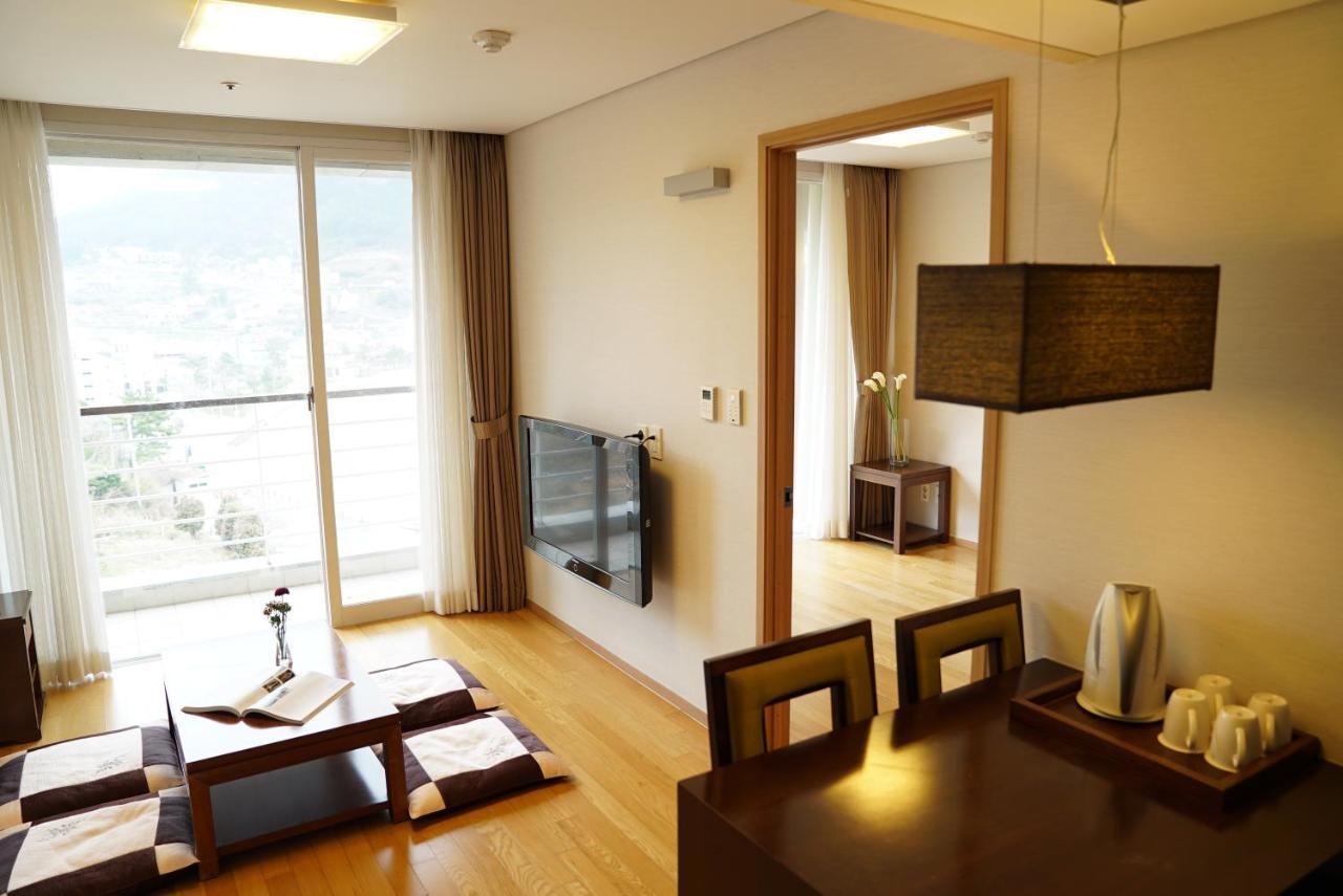 Hotel Riviera Geoje Exterior photo